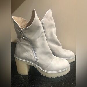 Free People Tan Booties Sz 39